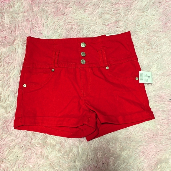 Rue21 Red Shirts NWT Size 7/8 - Picture 1 of 2